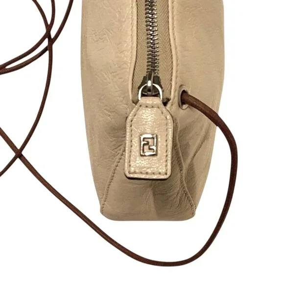 Fendi Y2K Vintage Cream Crossbody Pochette with COA